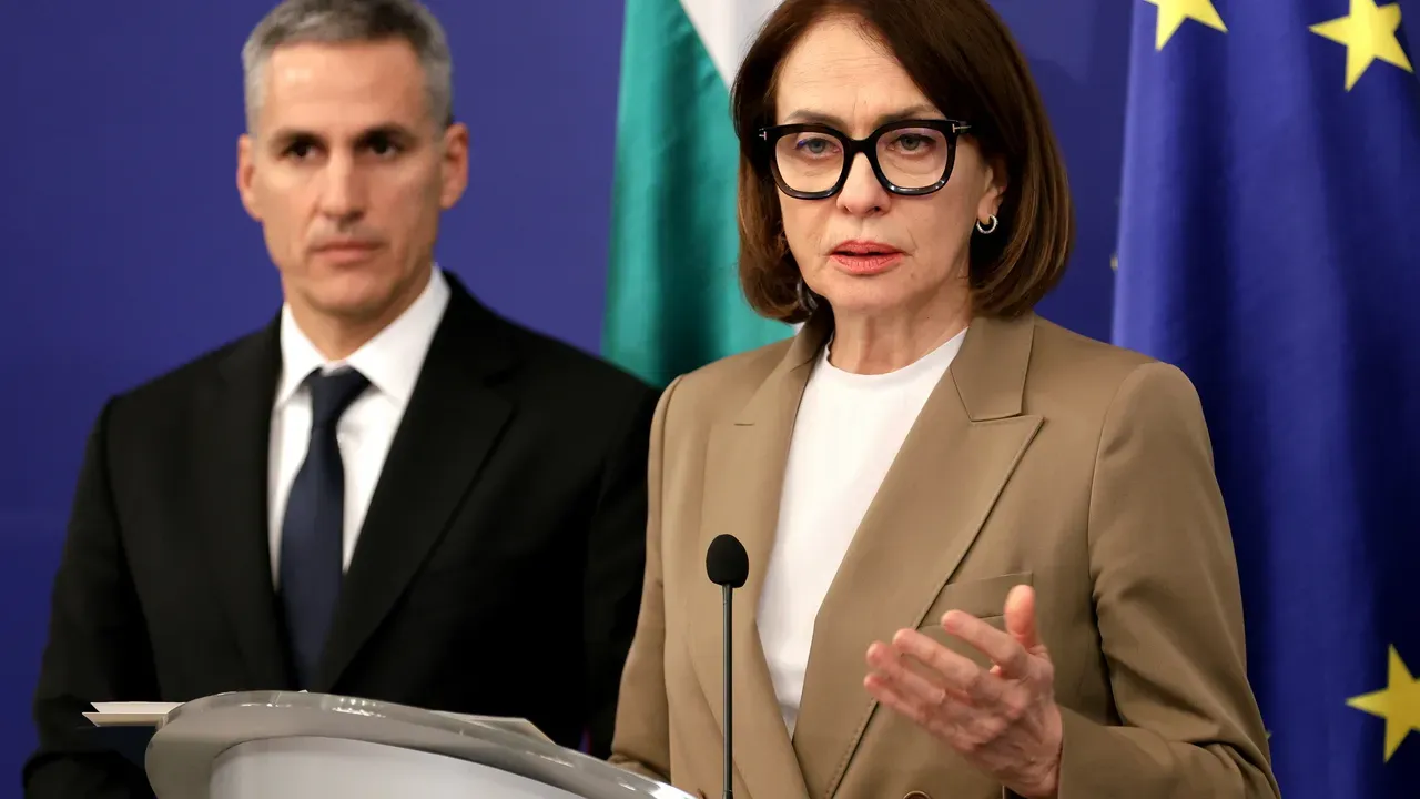 Надежда Нейнски: До този момент над 2600 българи са евакуирани от района на Близкия изток