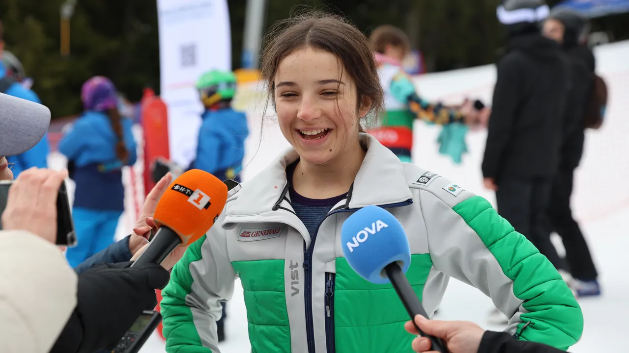 Оперираха над 6 часа Малена Замфирова, предстои й нова