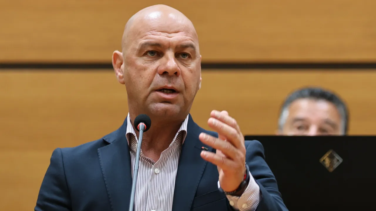 Кметът на Пловдив предлага безплатен транспорт за всички ученици