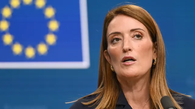 Роберта Мецола: След 47 години режимът в Иран трябва да приключи