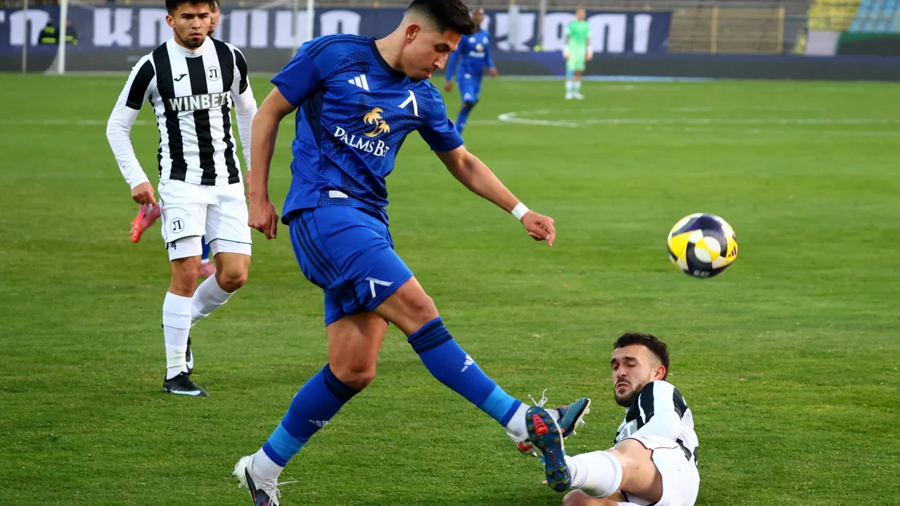 Левски удари Локомотив Пд след дузпа в края и ходене по мъките