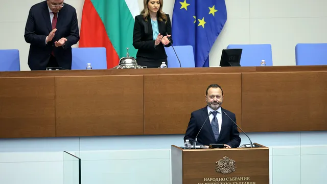 Николай Найденов положи клетва като служебен министър на регионалното развитие
