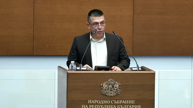 Митниците започват ежедневен мониторинг на цените на горивата
