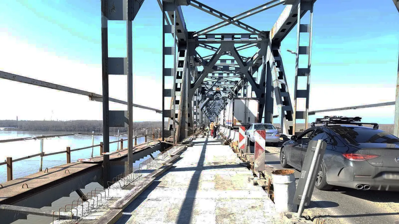 Спират движението по Дунав мост при Русе за пет часа заради авариен ремонт