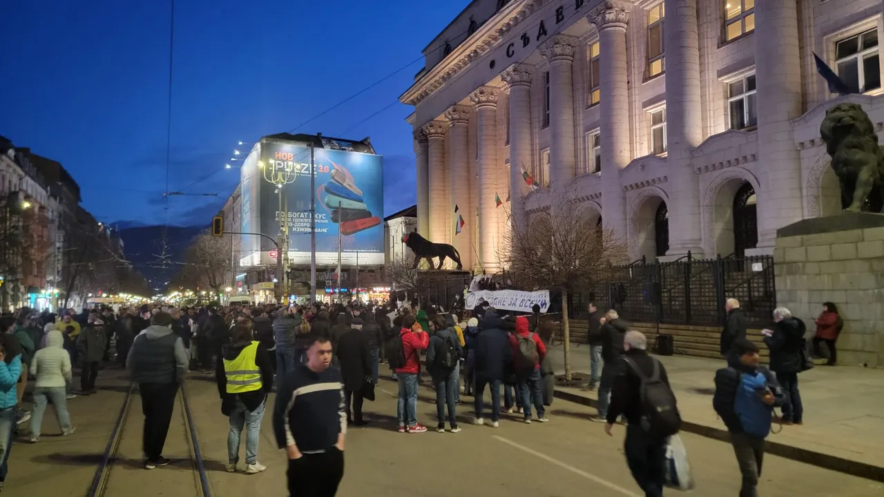 "Правосъдие за всеки" протестират с искане Борислав Сарафов да бъде сменен (ВИДЕО)