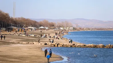 Времето утре: слънчево и до 18° в някои части на страната