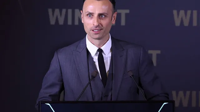 Бербатов зададе 18 въпроса на спортните федерации