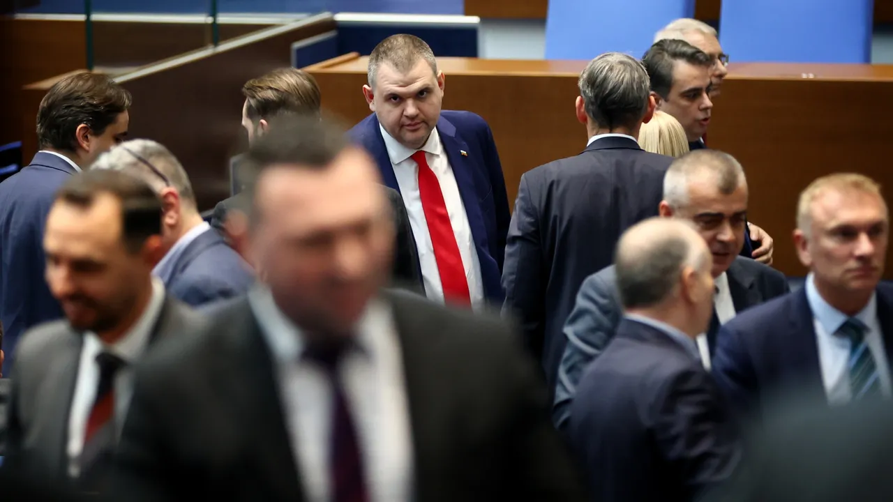 ДПС - Ново начало вкарват Съвета на мира на Тръмп в парламента