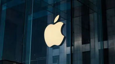 Apple готви „Ultra“ революция: нов iPhone може да струва почти 3000 долара