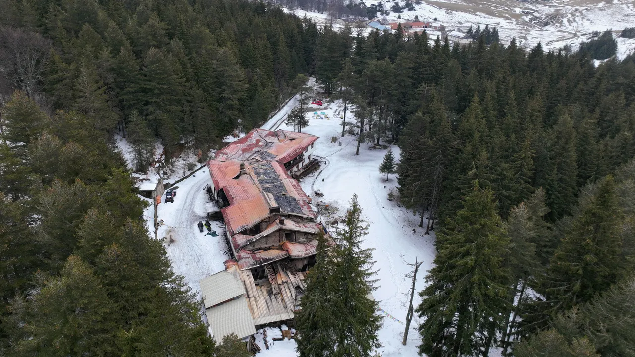 Роднините и приятелите на жертвите от Петрохан и Околчица излизат на протест