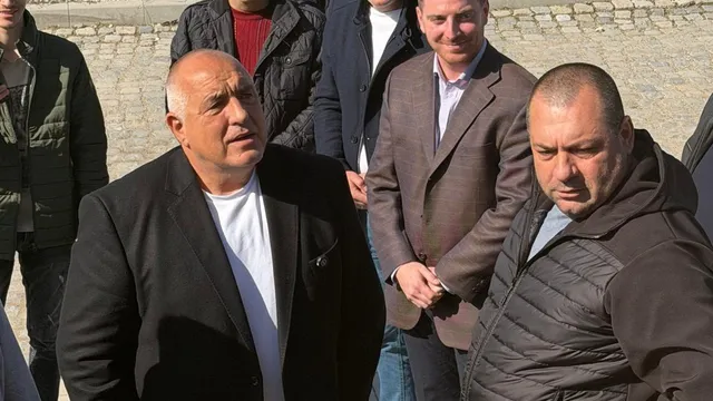 Борисов тръгна на обиколка: Правете мостове - те ви събират, а не ви разделят (ВИДЕО)