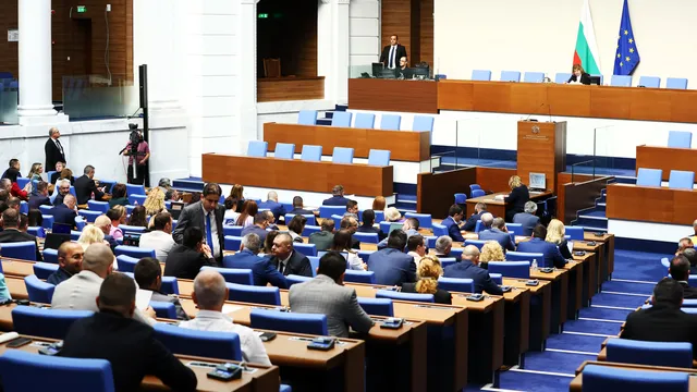 Парламентът натисна кабинета: Внасят закон за присъединяване на България към Борда за мир