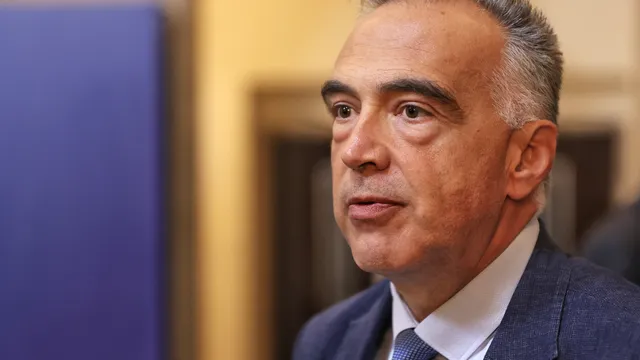 Антон Кутев: Или Радев ще обърне държавата, или ще изчегъртат него