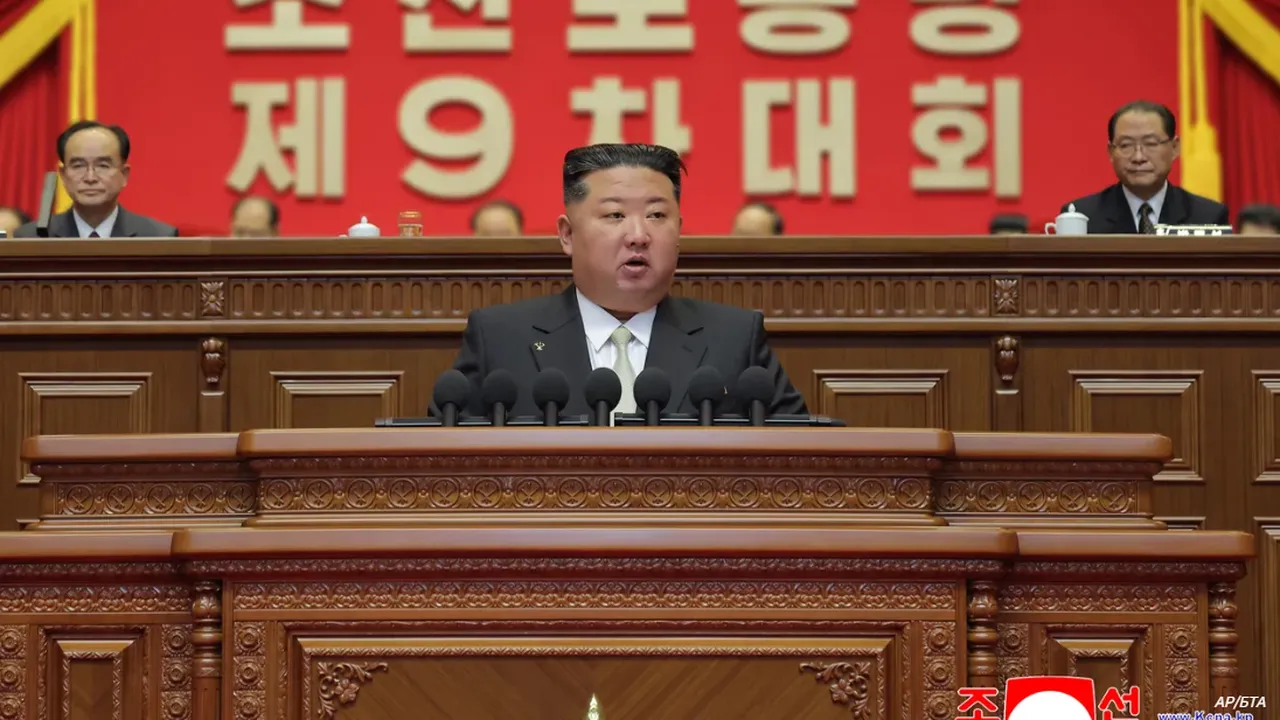 На фона на ученията на САЩ и Южна Корея: Ким Чен-ун наблюдава изпитание на многоцелеви ракетни установки