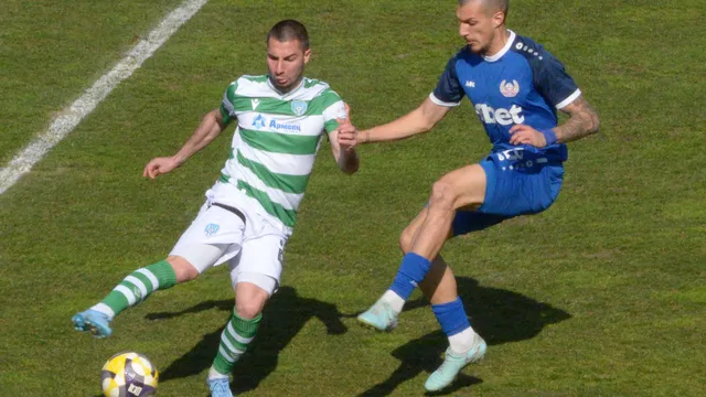 Черно море диша във врата на ЦСКА след втора поредна победа