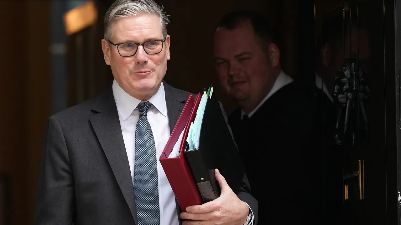 Ормузкият проток в центъра на разговори между Стармър, Тръмп и Карни