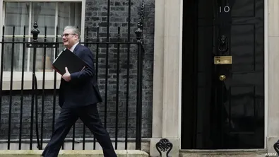 След телефонен разговор с Тръмп: Стармър мисли варианти за Ормузкия проток