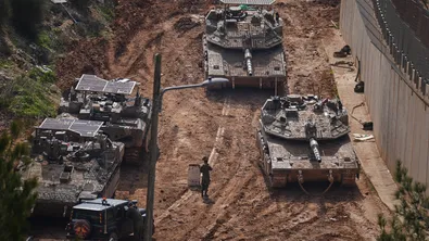 Израел разширява военната си кампания в Южен Ливан