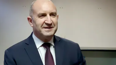 Румен Радев обяви водачите на листите си