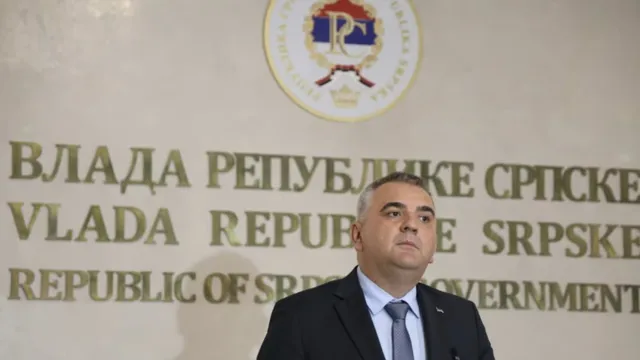 Премиерът на Република Сръбска Саво Минич подава оставка