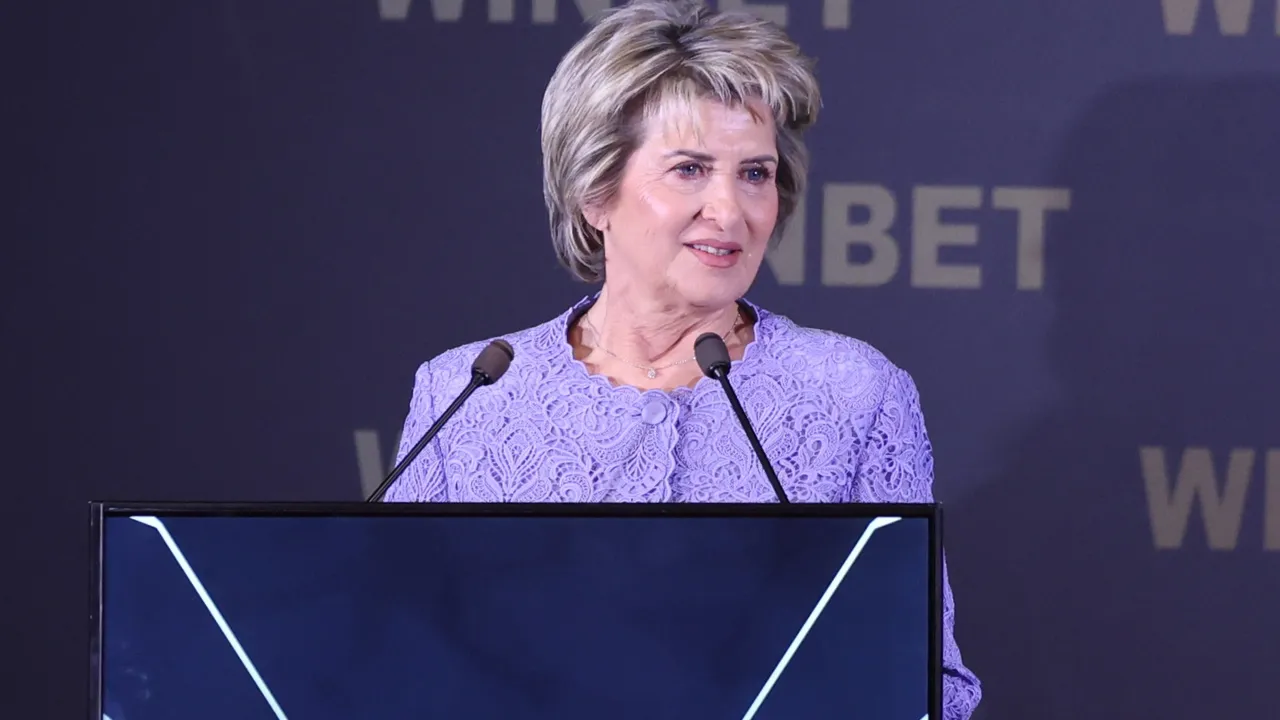 Весела Лечева очаква да бъдат оттеглени исковите молби срещу решенията на БОК