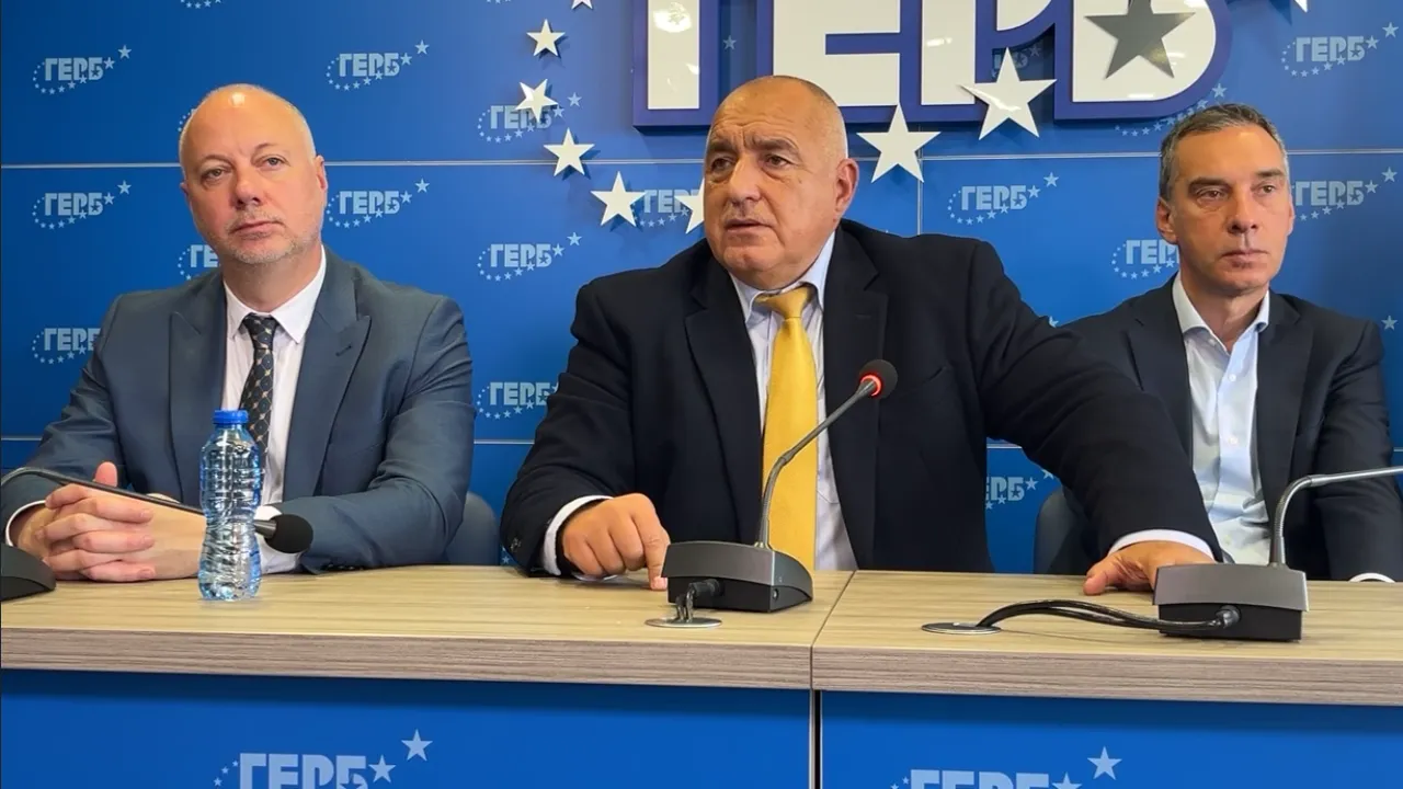 Борисов слага двама кмета в обувките на Цветан Цветанов