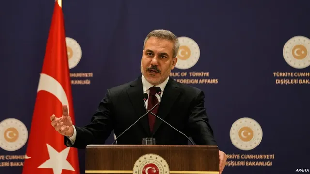 Турският външен министър започва обиколка в Близкия изток