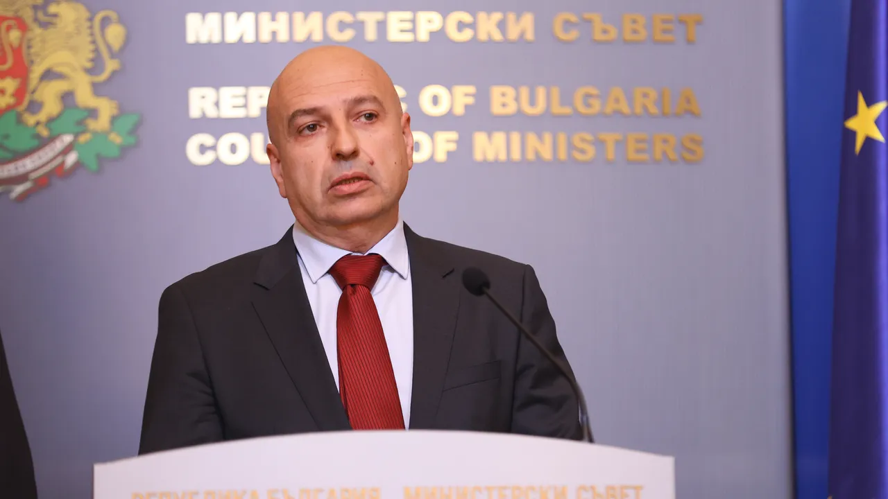 Комисар Йоцов: Подадени са 39 сигнала за изборни нарушения