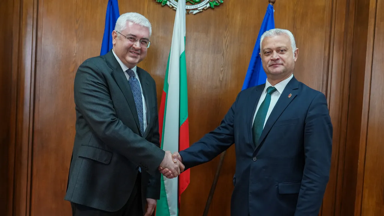 План за „Капъкуле“ и спад на мигрантите: София и Анкара с нови мерки