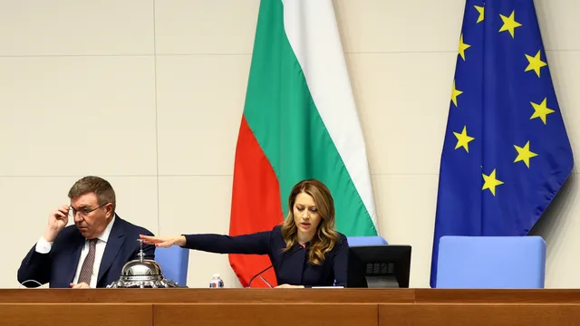 Днес депутатите ще работят с удължено работно време