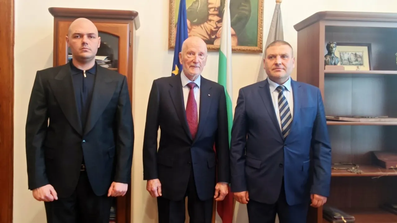 Цар Симеон II посети Плевен и участва в срещи за ключови годишнини през 2027 г.