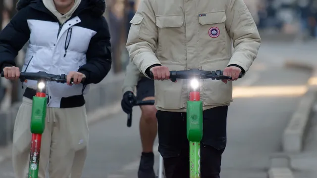 Млад мъж в тежко състояние след удар с тротинетка в стълб