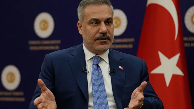 Хакан Фидан: Говорим и с американците, и с иранците, за да спрем войната