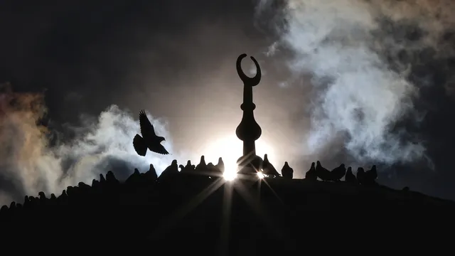 Мюсюлманите празнуват Рамазан Байрам