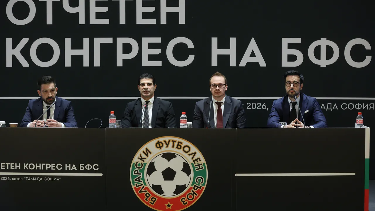 Гонзо пак захапа Бербатов: Нямаме нищо против съветника