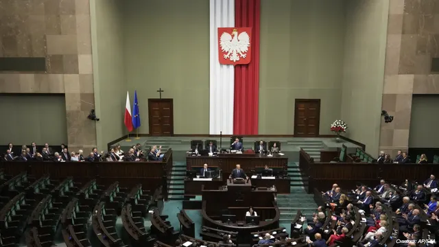 Полша узакони еднополовите бракове, сключени в ЕС