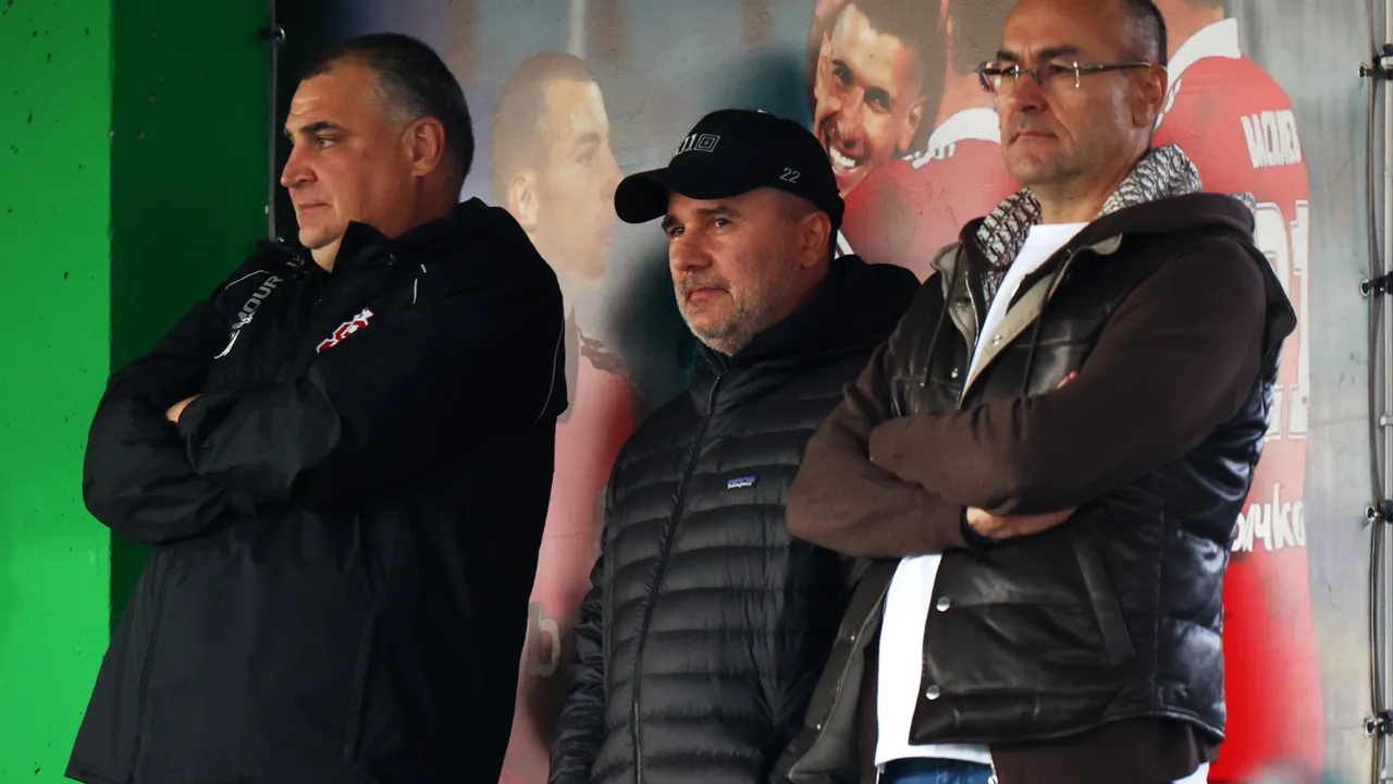 Цветомир Найденов изригна: Корумпето гнусно се прави на лудо