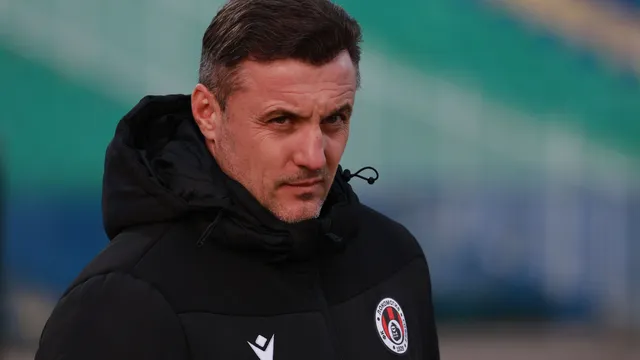 Генчев бесен на съдиите: Срещу 14-16 човека е трудно