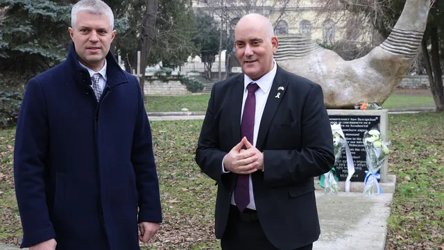 Израелският посланик: Светът не може да позволи на един „режим от лунатици” да притежава ядрено оръжие