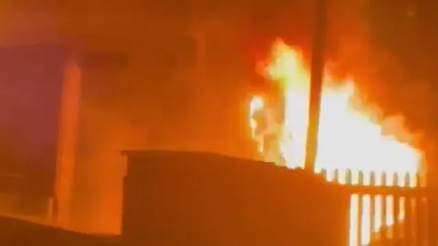 Запалиха линейки на еврейската служба за спешна помощ в Лондон (ВИДЕО)