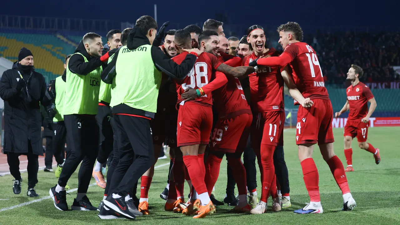 Играч на ЦСКА сменя левскар в националния отбор