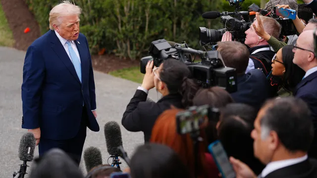 Доналд Тръмп: Иран "отчаяно" иска да сключи сделка