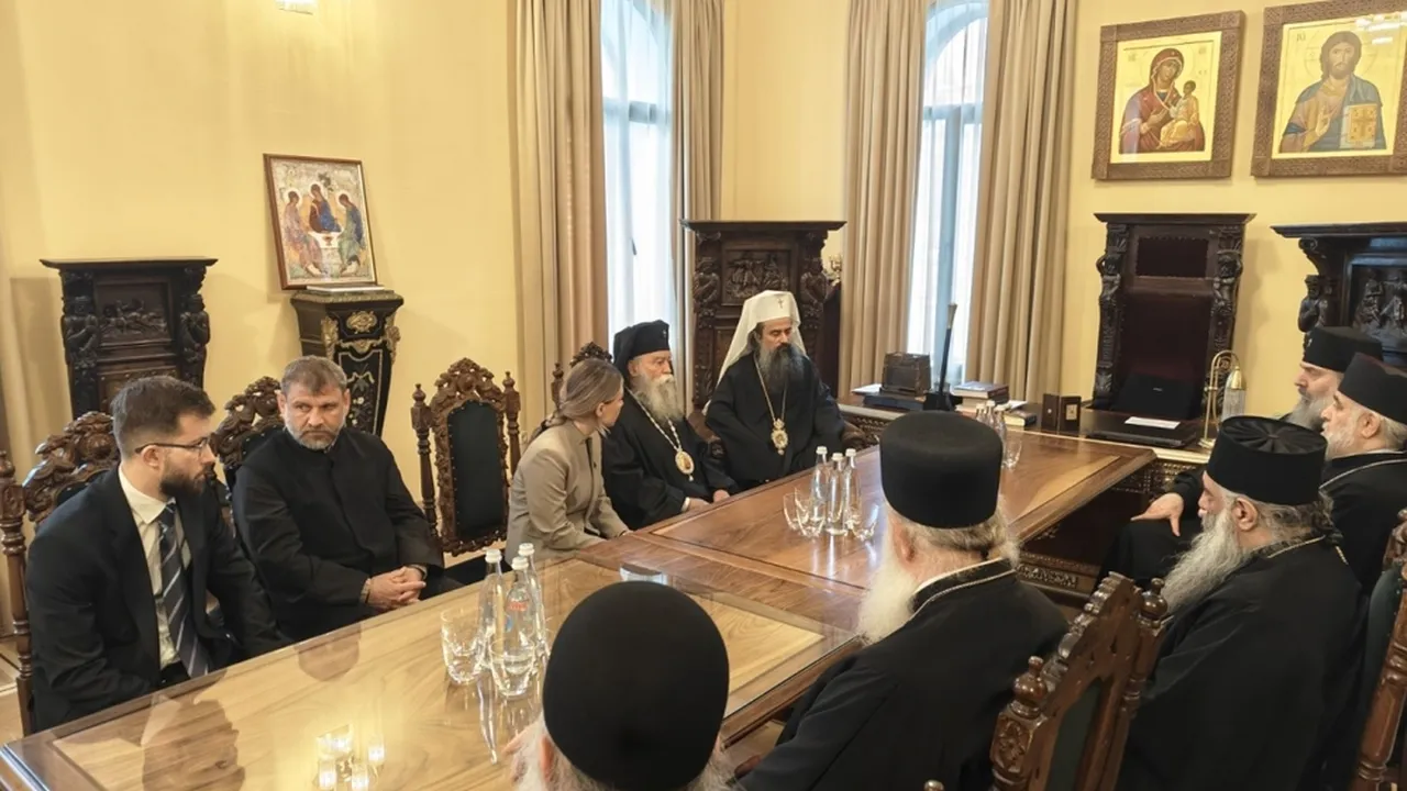 Патриарх Даниил се срещна в Тбилиси със Светия синод на Грузинската православна църква заедно с българската делегация