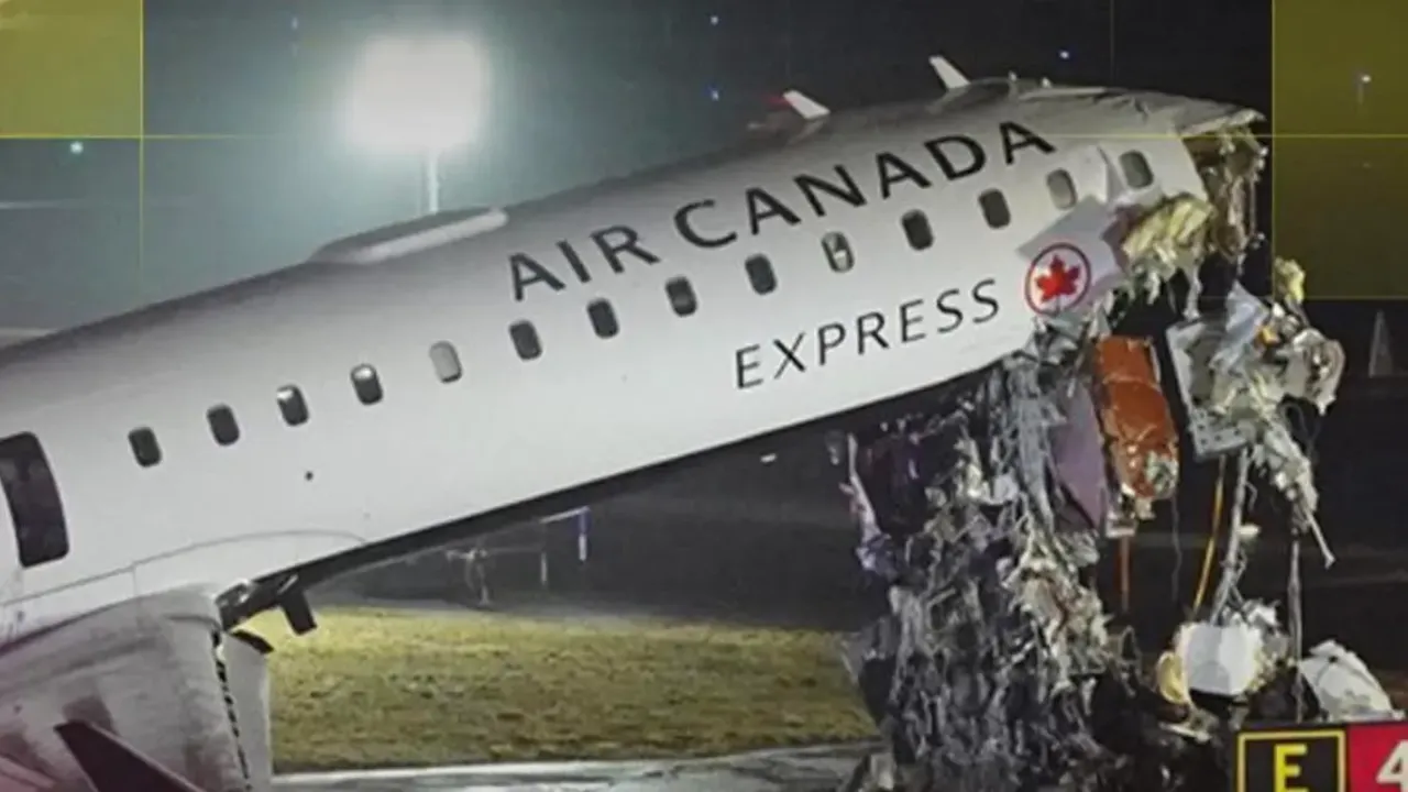 Вижте видео от авиокатастрофата в Ню Йорк