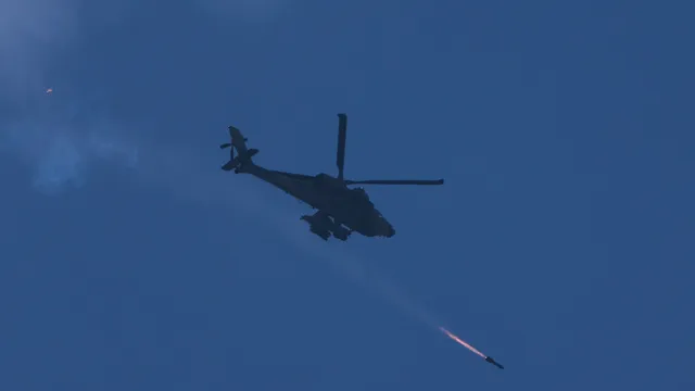 Полша ще обслужва своите американски "Апачи" на собствена земя