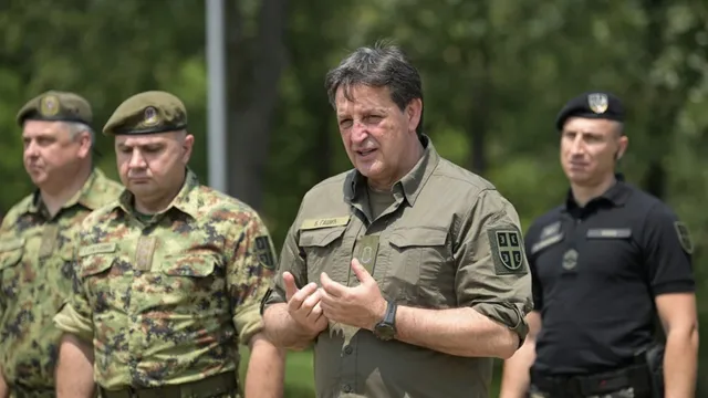 Сърбия въвежда задължителна военна служба