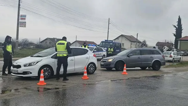 Осем арестувани в Пазарджишко, заподозрени за нарушение на избирателните права
