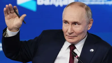 Владимир Путин ограничава износа на пари в брой и злато