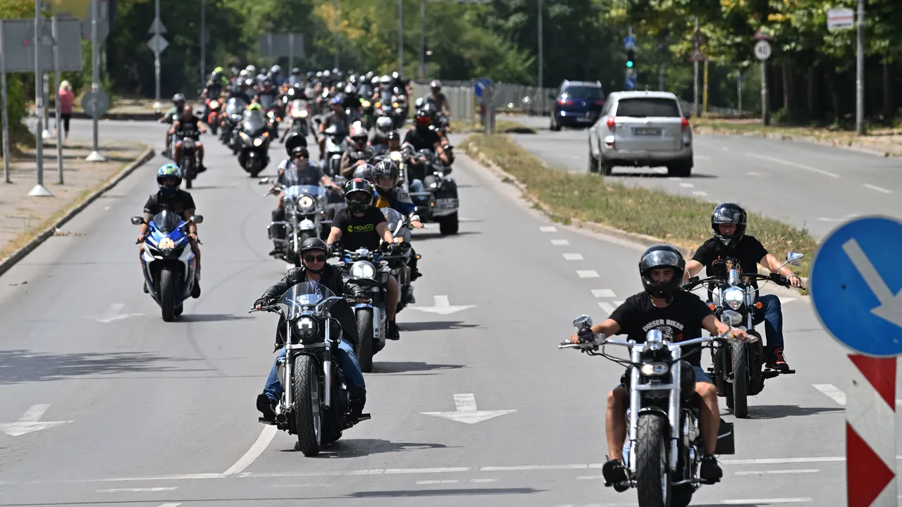 Mото сезон 2026: Затварят улици и променят градския транспорт в София