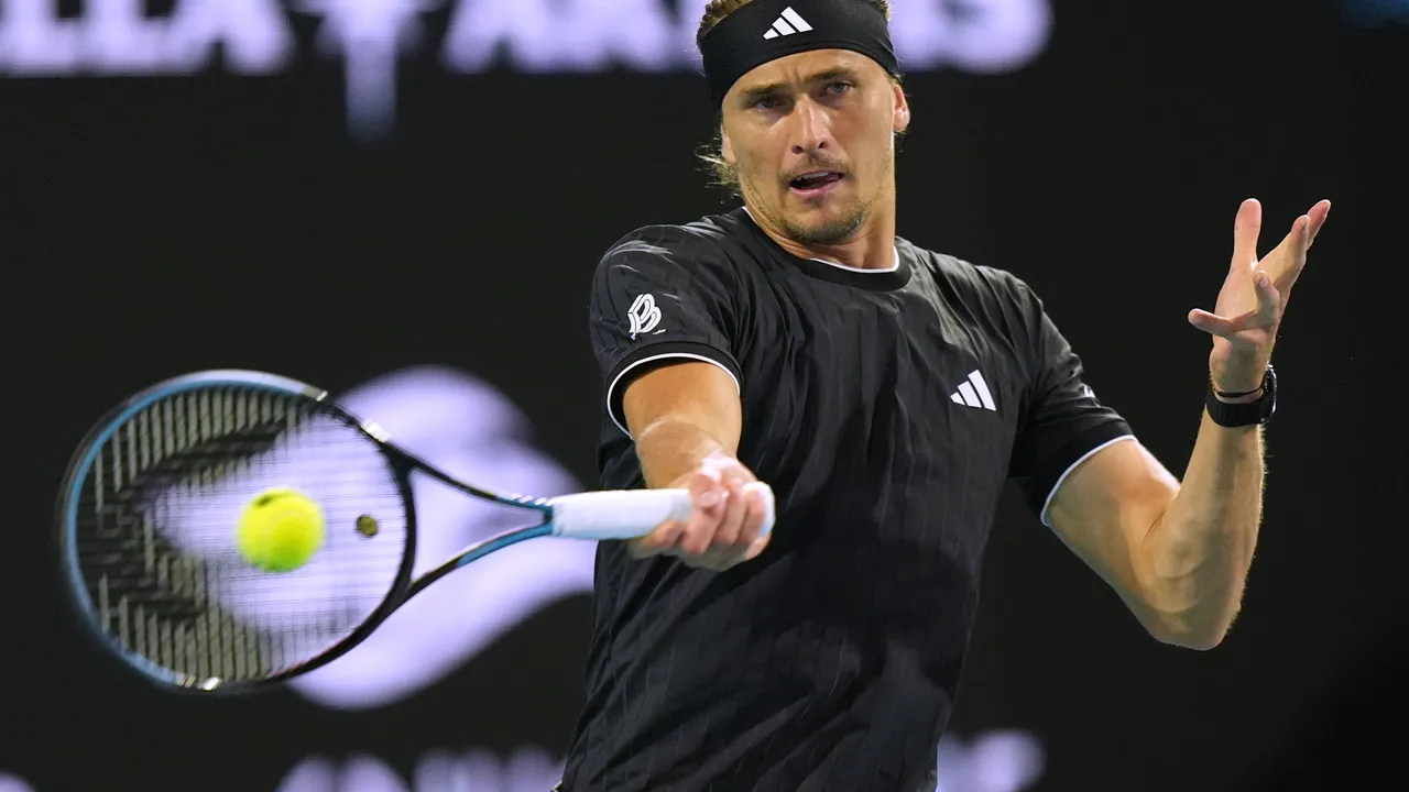 Зверев мина експресно през аржентинец за среща със Синер